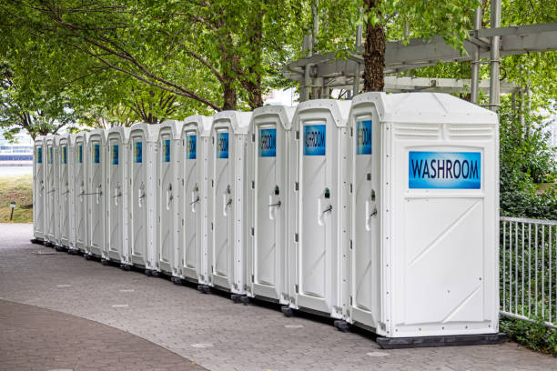 Portable Toilet Options We Offer in Mapleton, IA